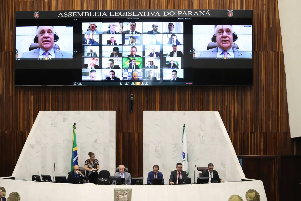 Imagem ilustrativa da imagem Deputados do PR aprovam estado de calamidade pública
