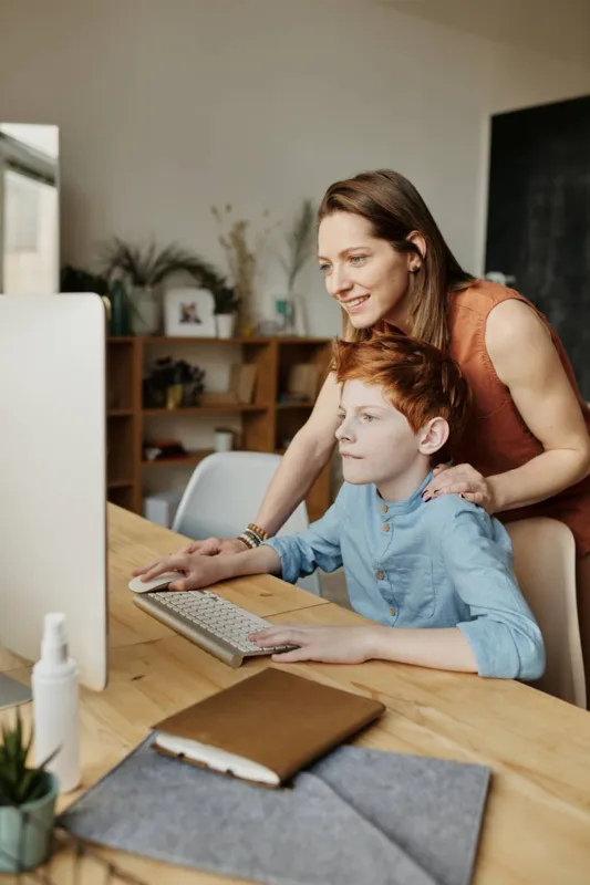 Imagem ilustrativa da imagem Educação e tecnologia