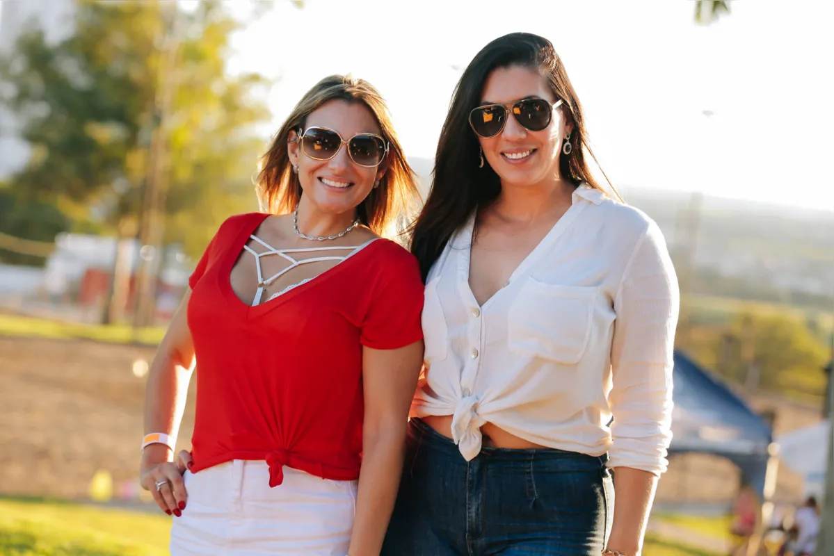 Fabiane Queiroz e Fabiana Cristina