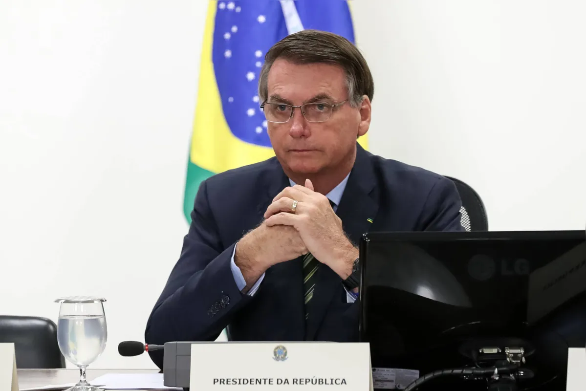 Imagem ilustrativa da imagem Em meio à pandemia, Bolsonaro inclui atividades religiosas em lista de serviços essenciais