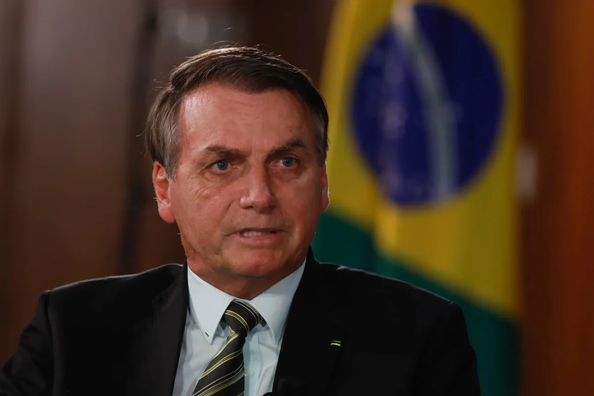 Imagem ilustrativa da imagem Em pronunciamento, Bolsonaro critica fechamento de escolas, ataca governadores e culpa mídia