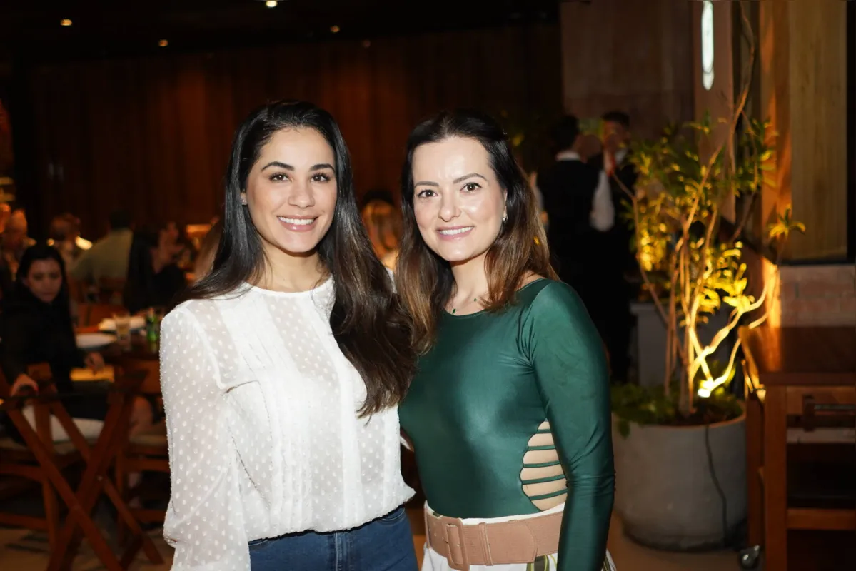 Larissa Prado e Mayara Silveira