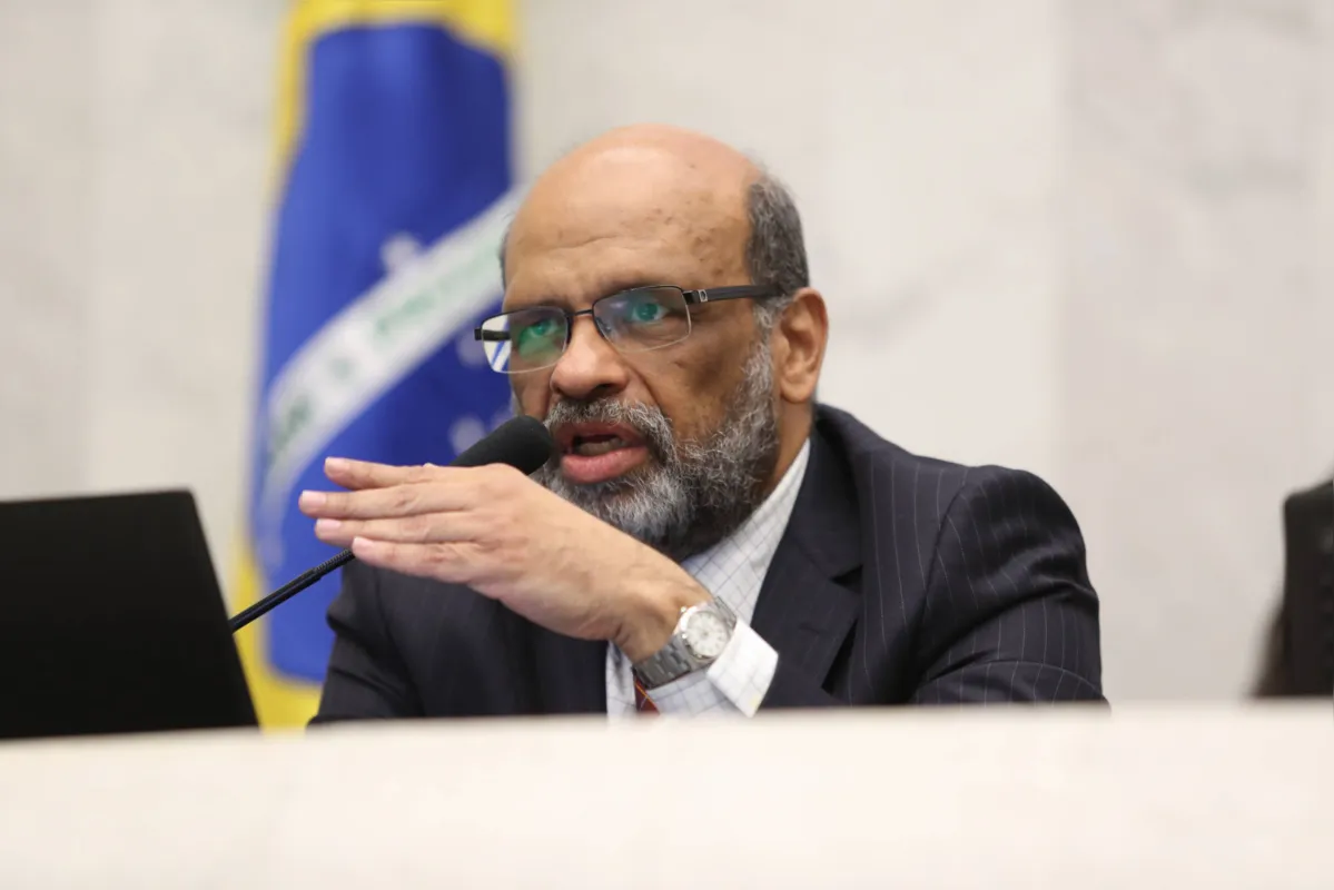 Imagem ilustrativa da imagem Governo do PR comemora equilíbrio entre receitas e despesas