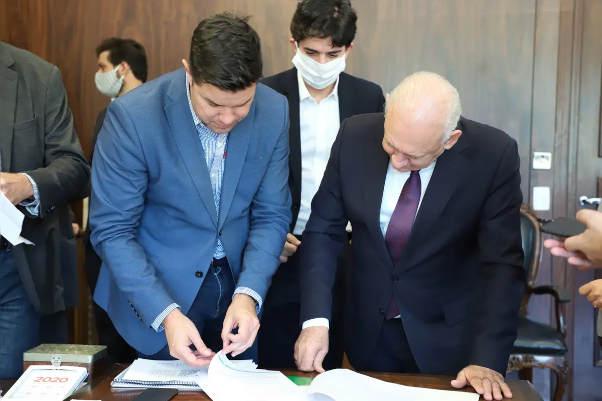 Imagem ilustrativa da imagem Governo prevê queda de R$ 2,1 bilhões na receita tributária em 2021