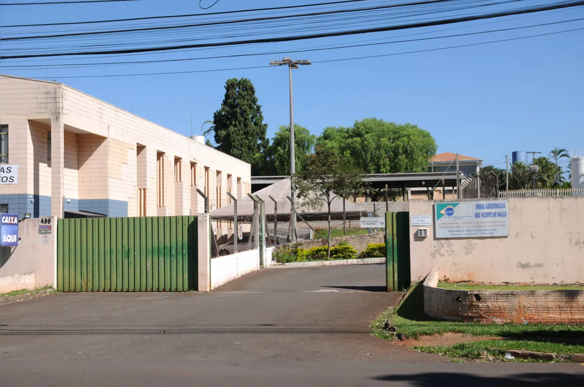 Imagem ilustrativa da imagem Instituições de permanência de Londrina restringem visitas