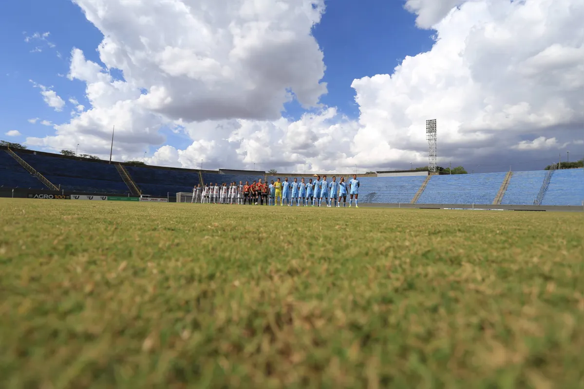 Imagem ilustrativa da imagem Londrina concede férias aos jogadores a partir do dia 1º