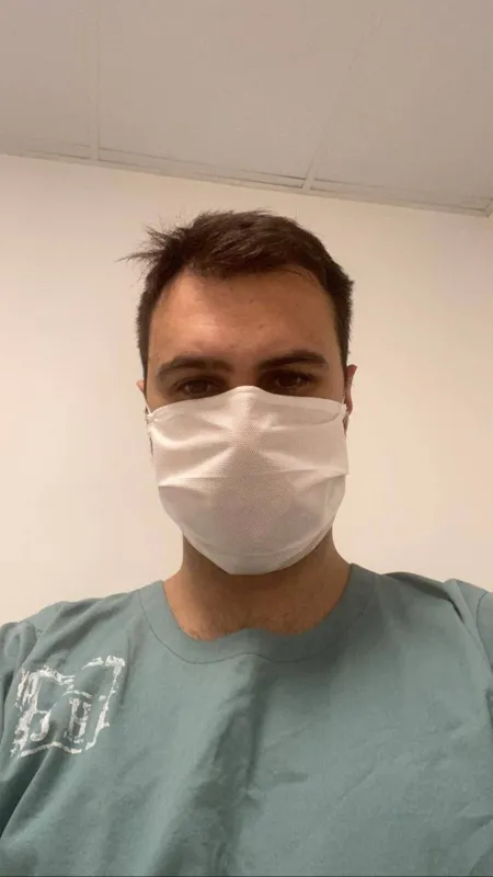 Imagem ilustrativa da imagem Médico do HU de Londrina relata trabalho contra Covid-19
