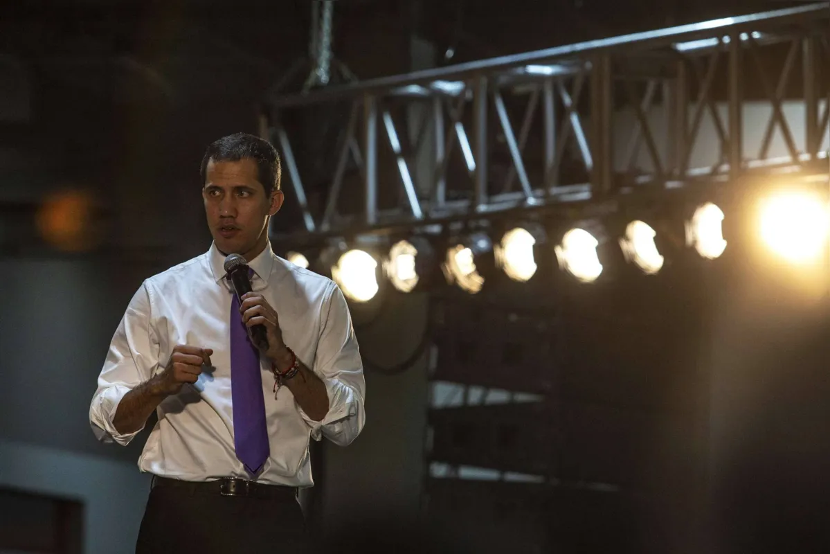 Comissão Presidencial para os Direitos Humanos, liderada por Juan Guaidó, planejava visitar presos políticos na Venezuela 