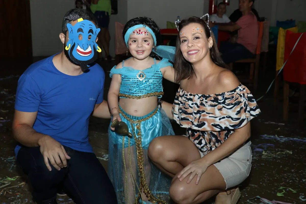 Gustavo Carneiro, Sofia Carneiro e Rafaela 