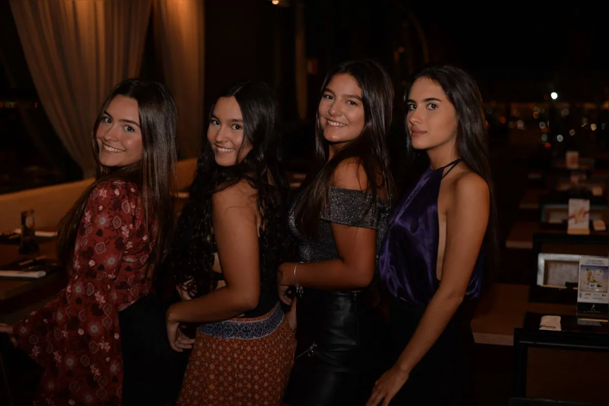 Mariana Burci, Maria Fernanda Moratelli, Maria Eduarda Moratelli e Duda Moller