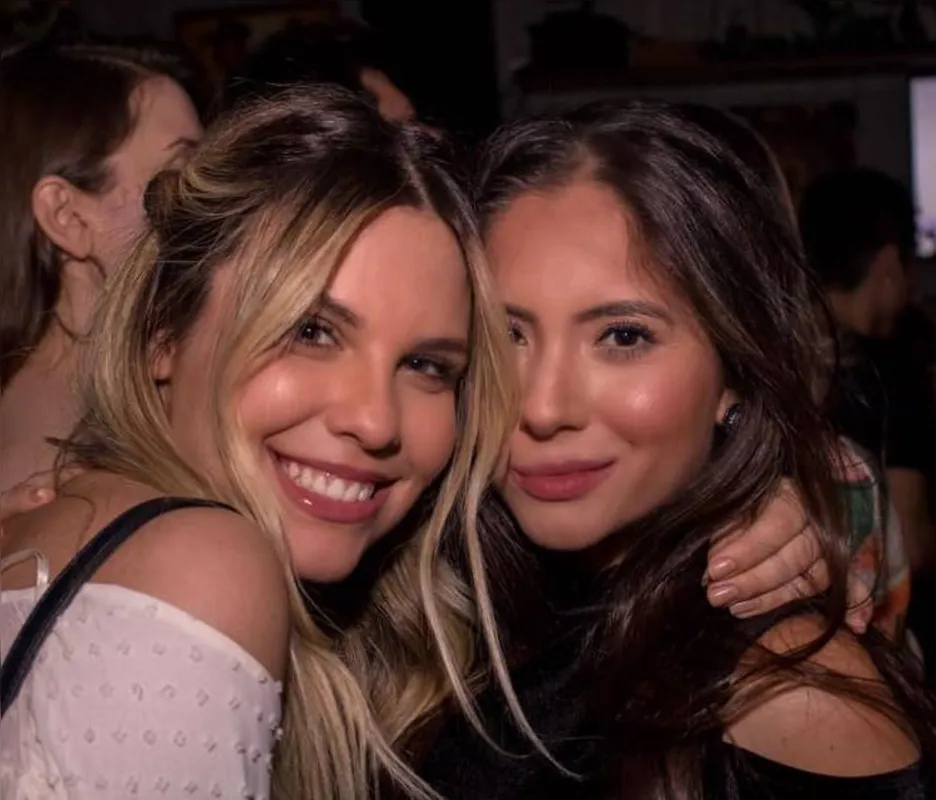 Ana Persuhn e Isabella Saito