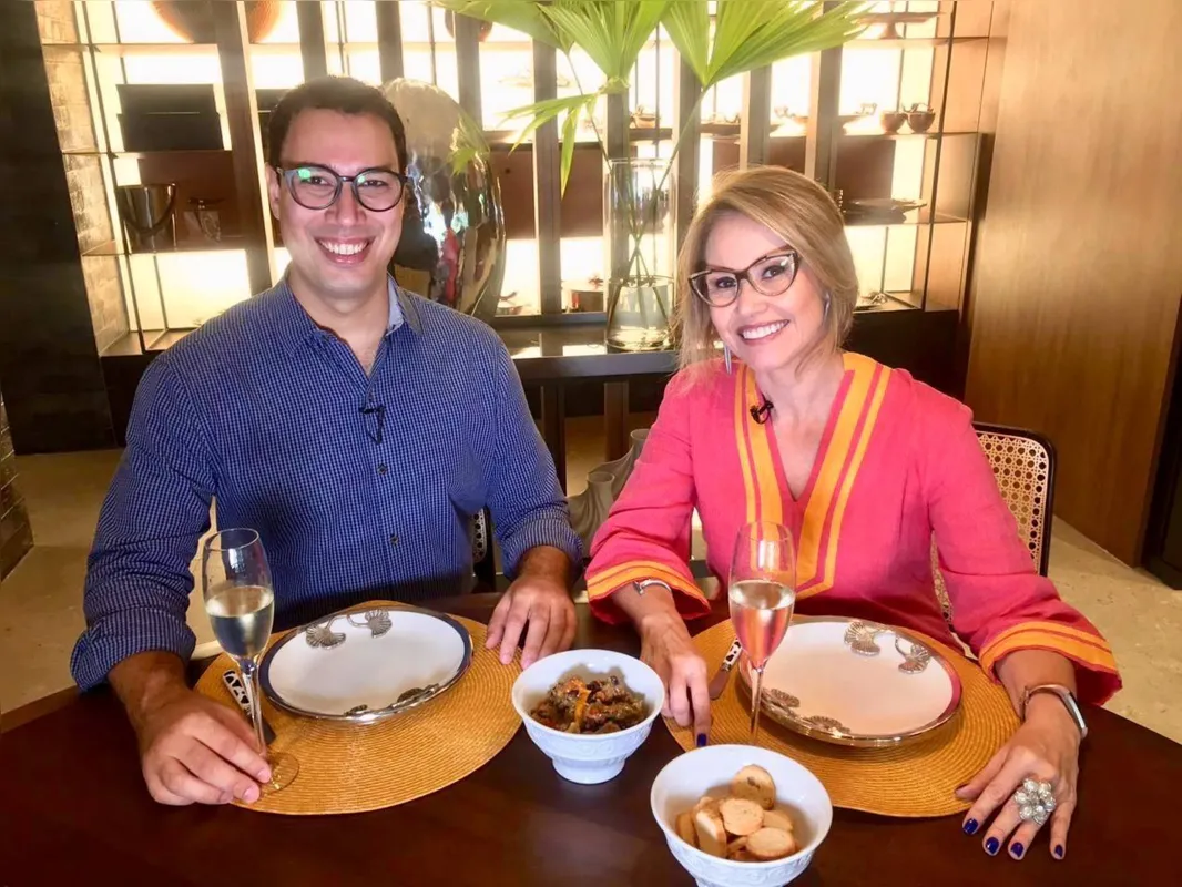 O colunista Fábio Luporini com a arquiteta Luciana Régnier , convidada do programa Multi Chef