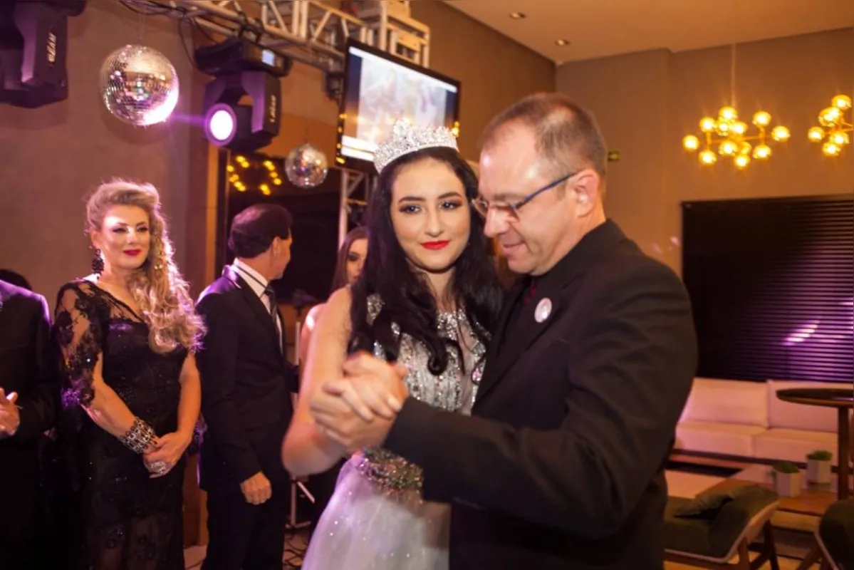 Valsa com o padrinho, Claudio Zaninelli