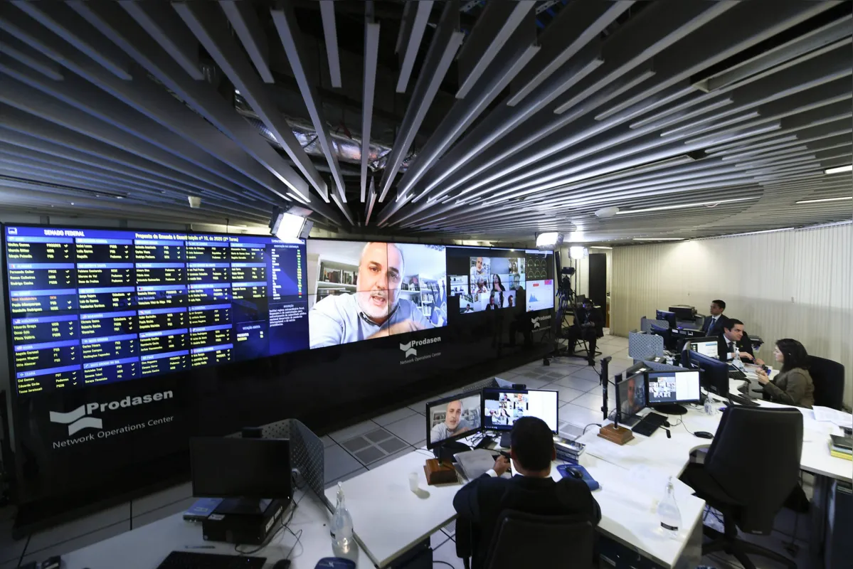 Imagem ilustrativa da imagem Pandemia impõe a parcela de ajuda dos políticos