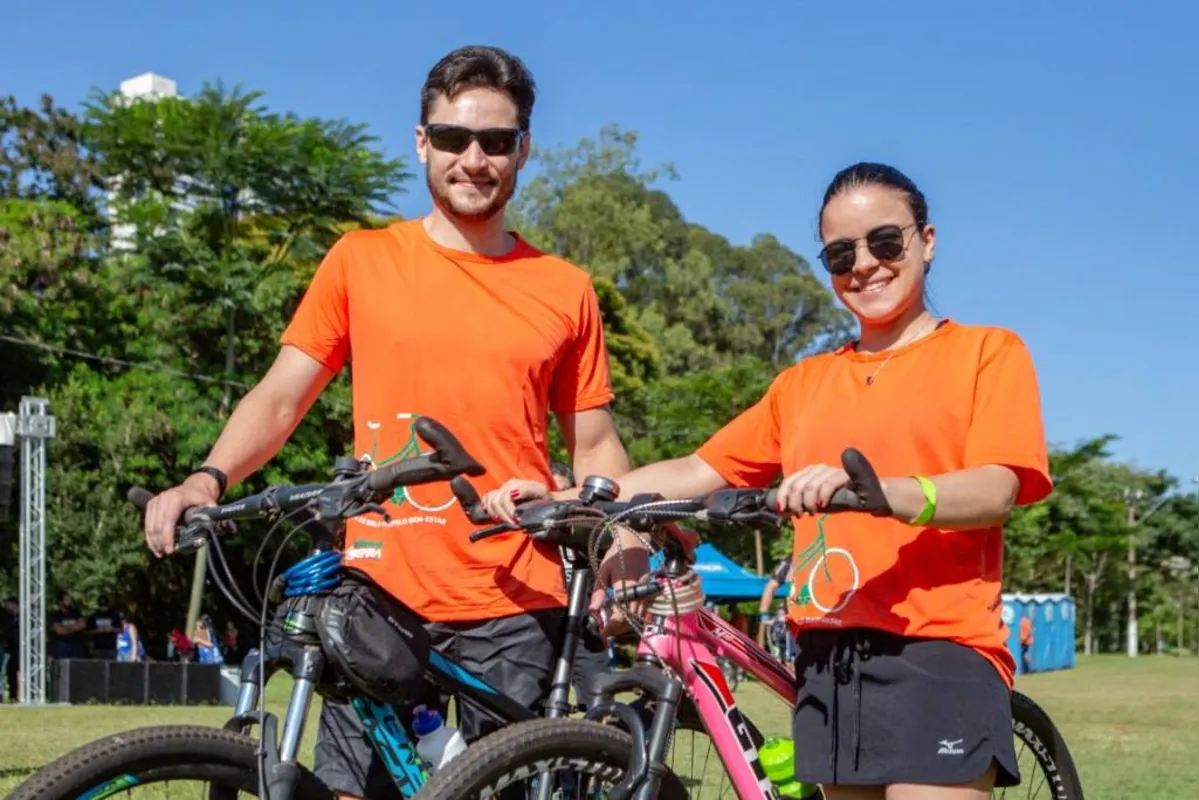 Felipe Stripoli e Kamila Ramos