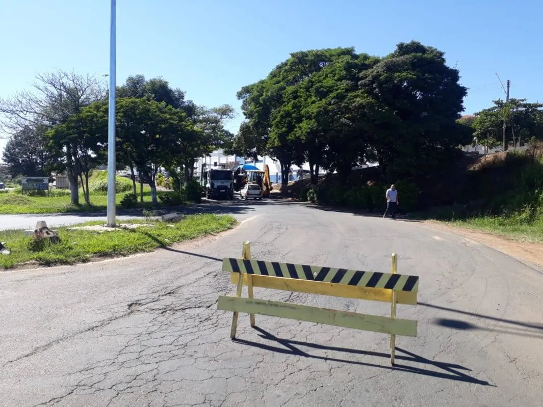 Imagem ilustrativa da imagem Por coronavírus, cidades do PR criam bloqueios e monitoram acessos