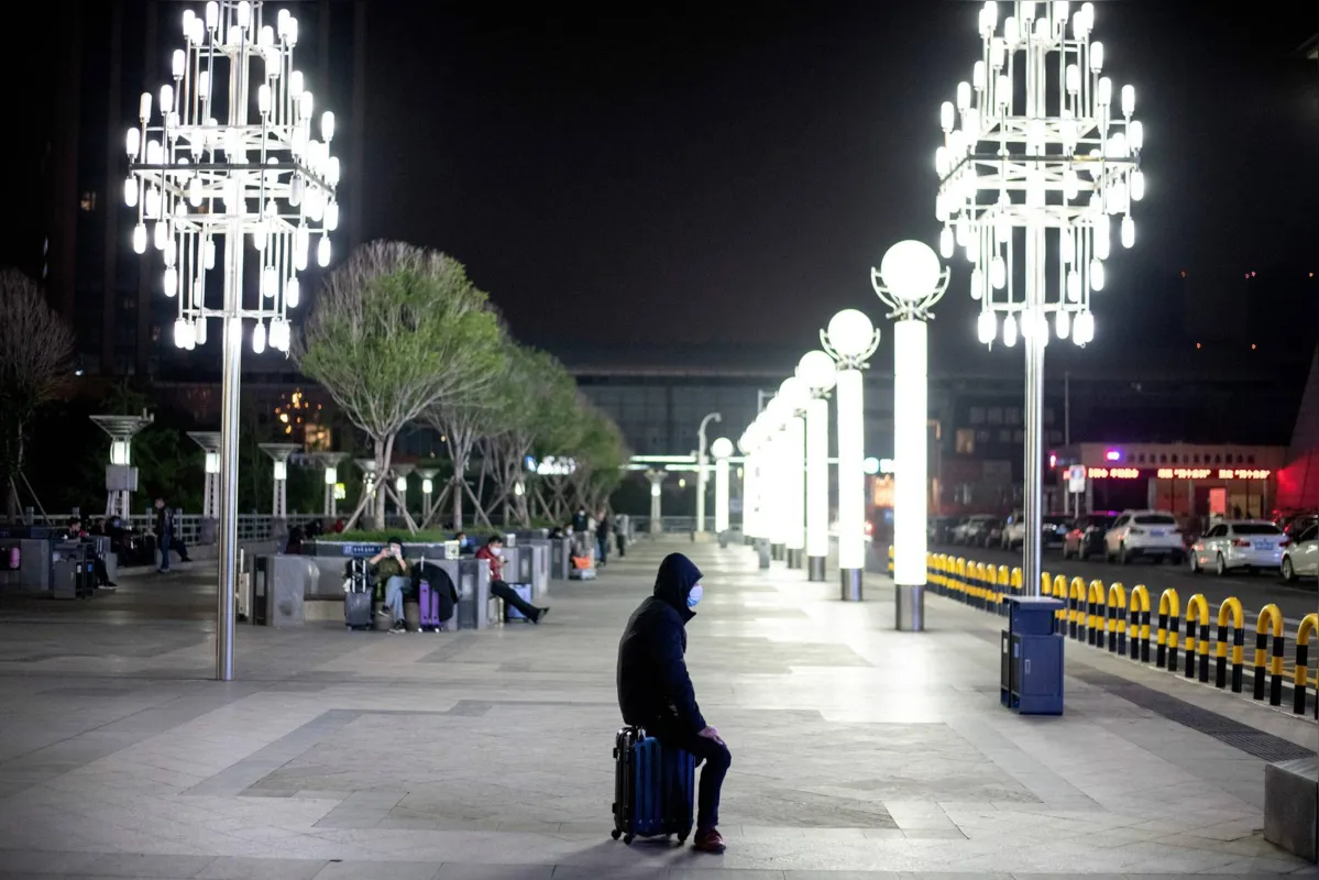 Após um duro isolamento, a província de Hubei, onde fica Wuhan, foi reconectada ao restante do mundo 