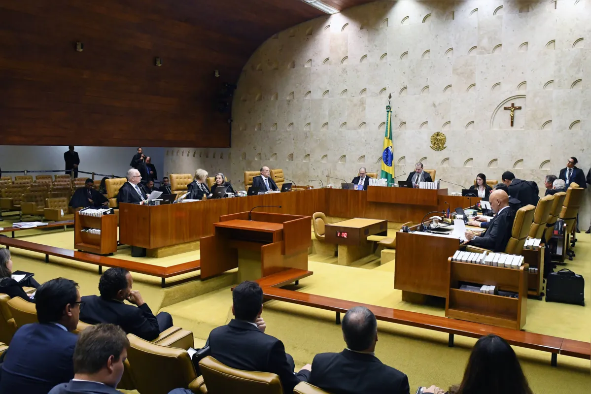Plenário entendeu que a medida não ofende o direito constitucional ao trabalho
