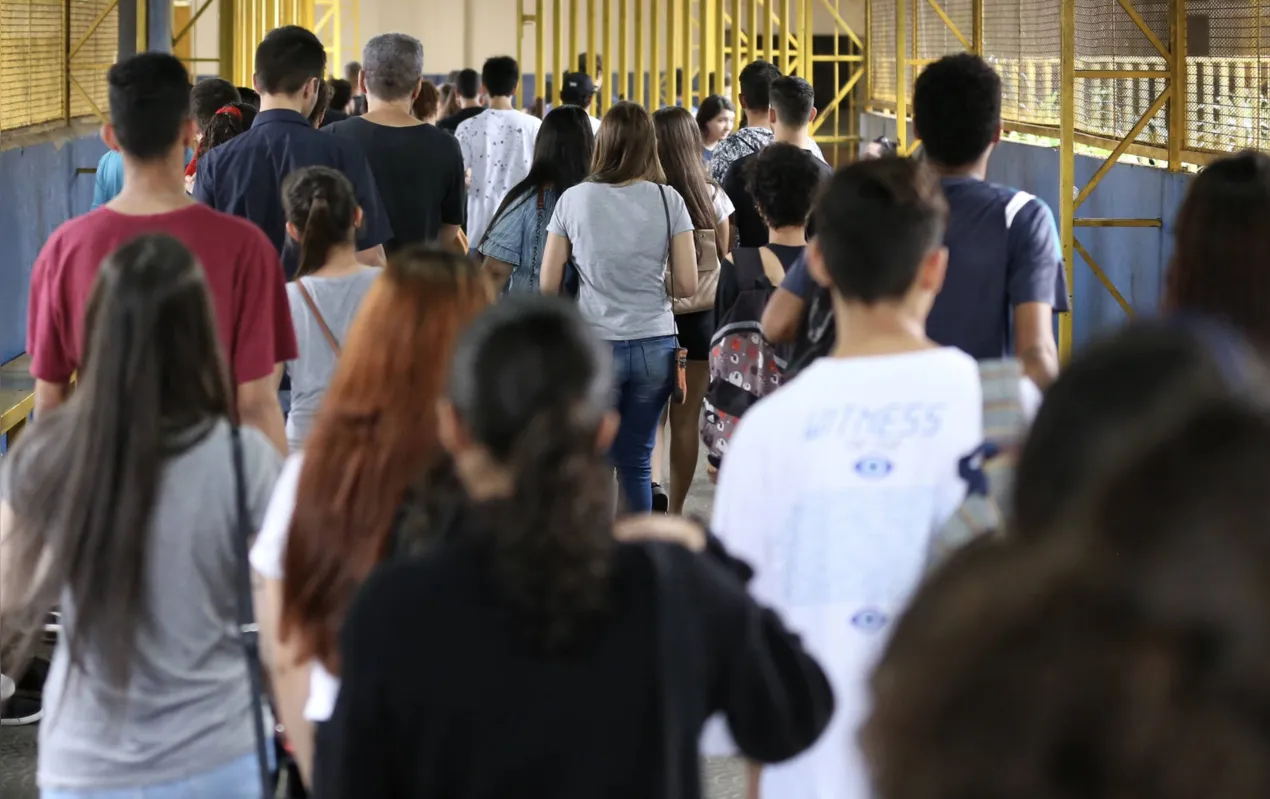 Notas do Enem são usadas pelos estudantes para fazer inscrição no Sisu e concorrer a vagas em universidades públicas 