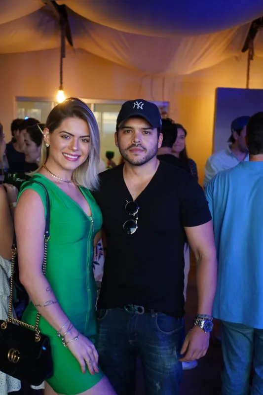 Joice de Andrade e Thiago Takemura