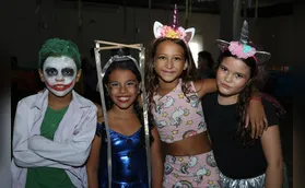 No Baile Infantil da AABB 

No Baile Infantil da AABB