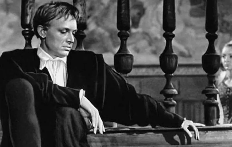 “Hamlet” em versão de 1964 dirigida pelo russo Grigori Kozintsev:  uma das tragédias de Shakespeare mais adaptadas para o cinema

