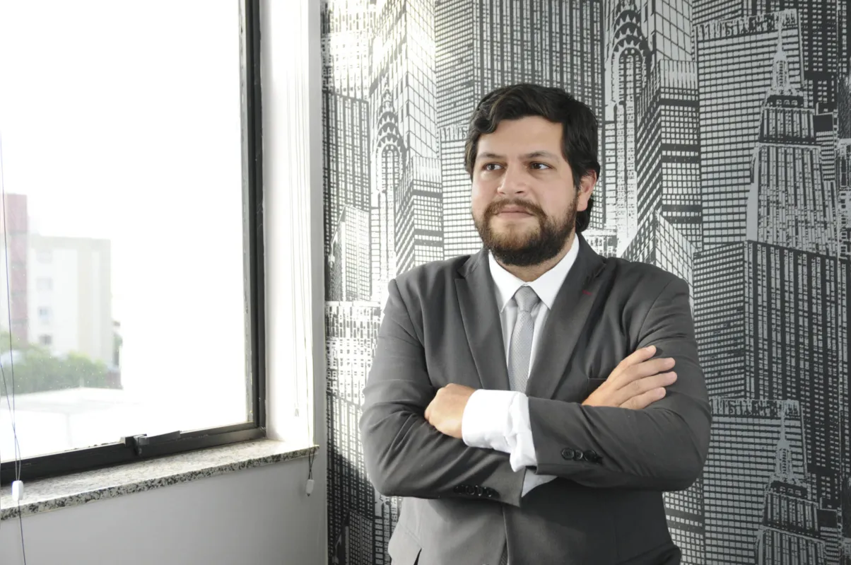 Alexandre Melatti, da Comissão de Direito Eleitoral da OAB Londrina: Alterar a data pode ser possível, mas aumentar o período dos mandatos é uma solução oportunista”