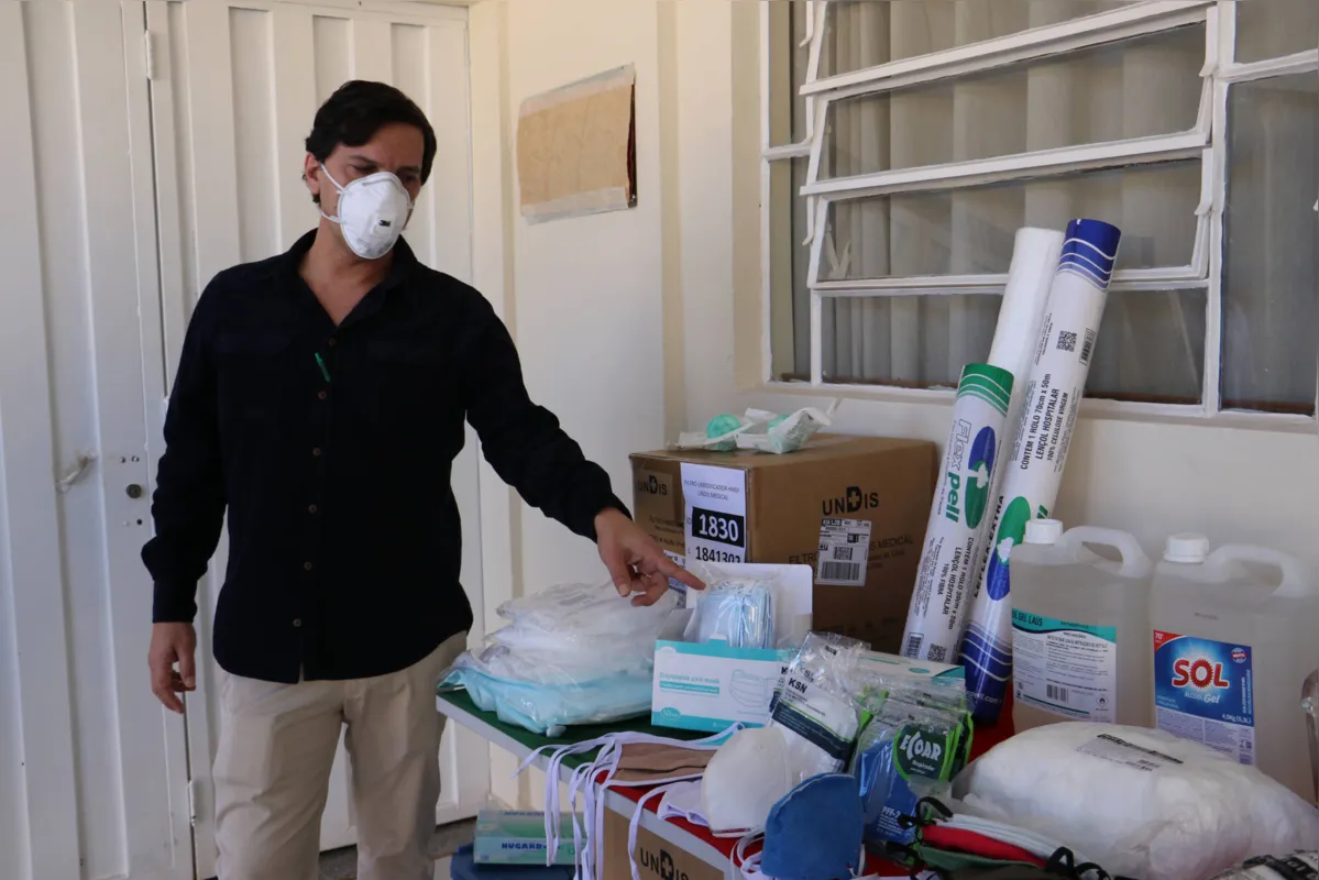 "Diante do estado em que o mercado está irregular, multiplicamos a atenção. Para a compra de 15 produtos, fizemos pesquisa com 500 empresas, com uma equipe da Gestão e da Saúde”,  explica o secretário de Gestão Pública, Fabio Cavazotti