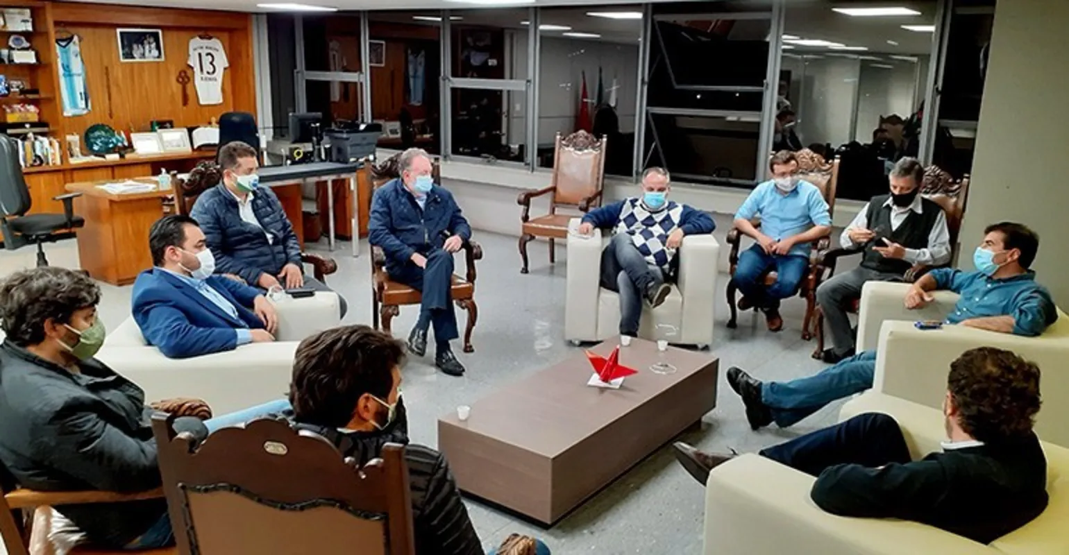 Imagem ilustrativa da imagem Belinati e deputados tentam convencer governador a revisar quarentena para Londrina