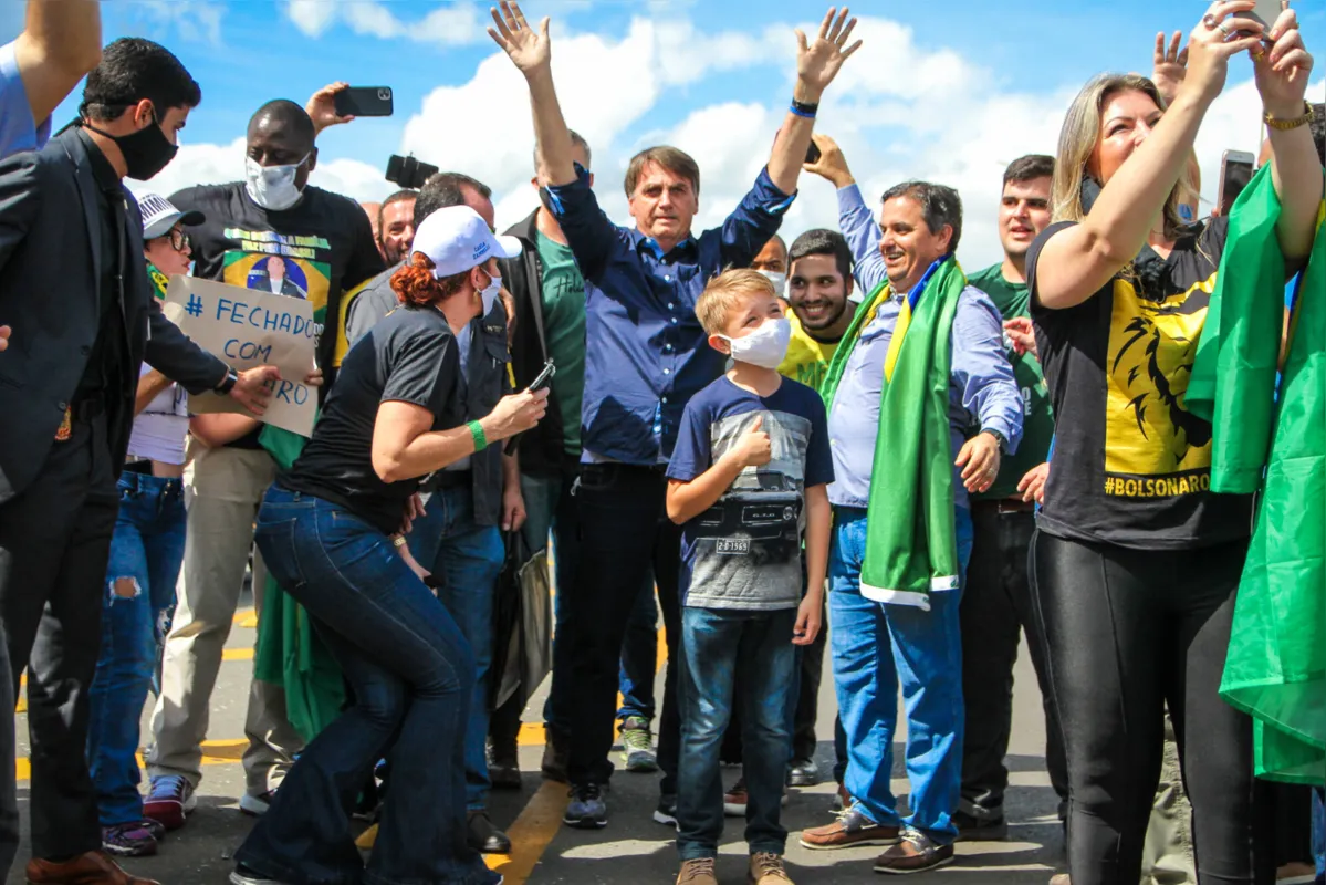 O presidente Jair Bolsonaro participou de manifestação de simpatizantes contra o Judiciário e o Congresso