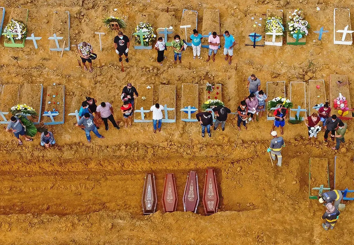 Imagem ilustrativa da imagem Brasil registra 674 novas mortes e passa Reino Unido em casos de coronavírus