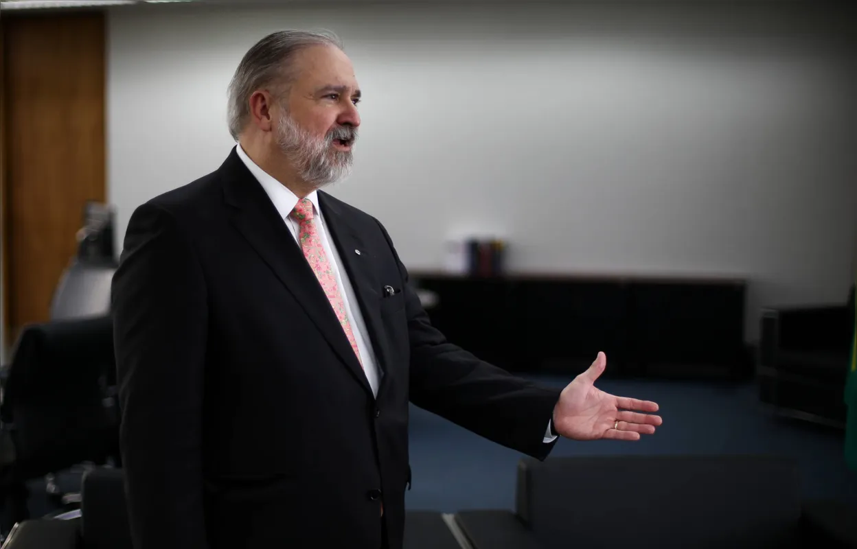 Imagem ilustrativa da imagem Corregedoria do MPF instaura sindicância sobre visita à Lava Jato de Curitiba