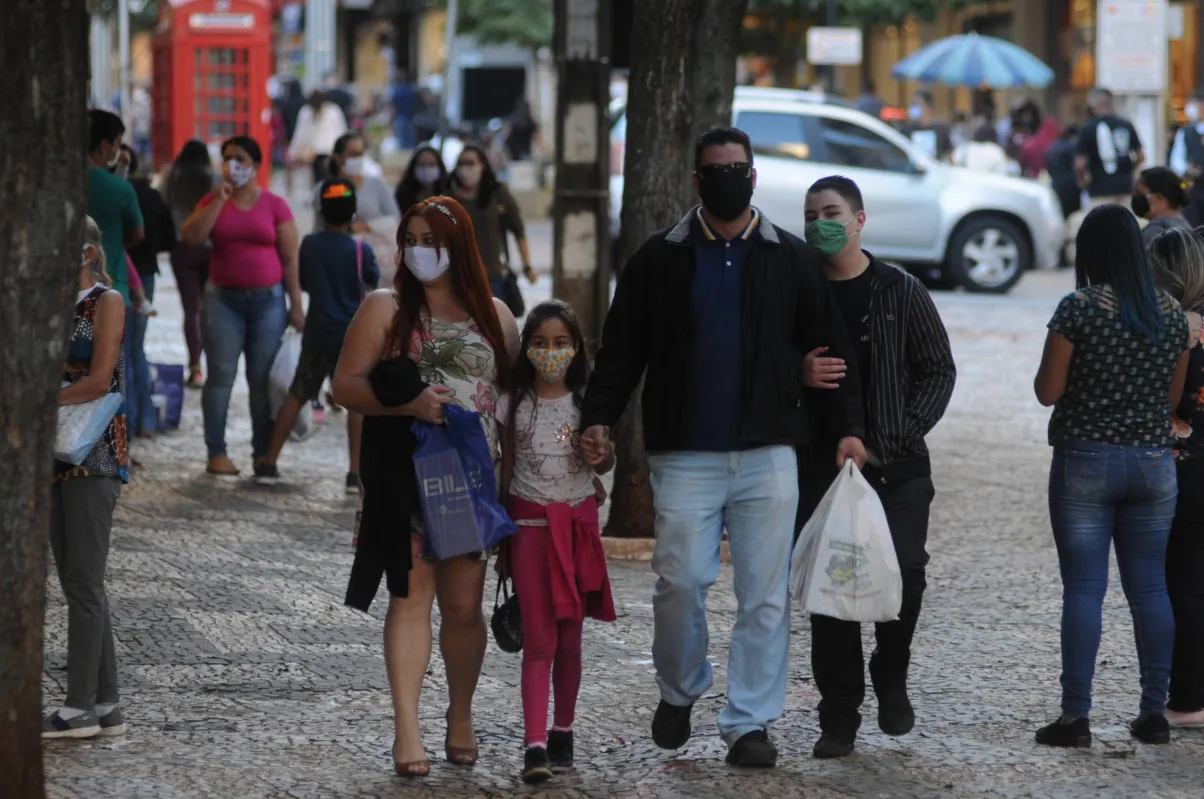 Débora, Ágatha, Gebram e Youssef: plantão afeta Dia das Mães