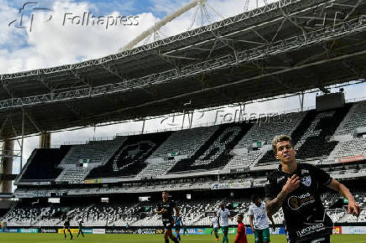 Imagem ilustrativa da imagem Em meio a protestos e 8 gols, Botafogo goleia na volta ao Carioca