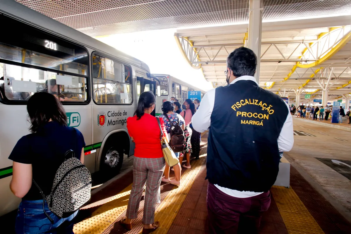 Imagem ilustrativa da imagem Empresa de transporte coletivo de Maringá é multada em R$ 444 mil por expor passageiros ao risco