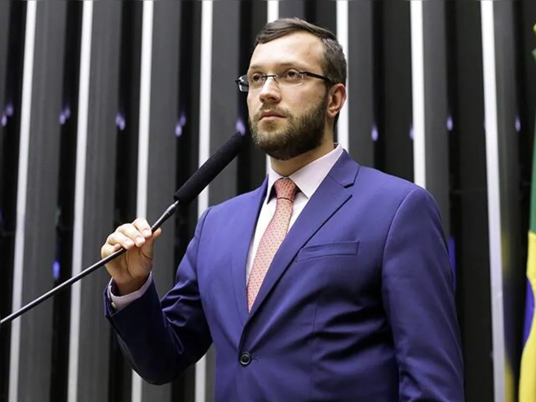 Imagem ilustrativa da imagem Filipe Barros não comparece a depoimento à PF no inquérito das "fake news"