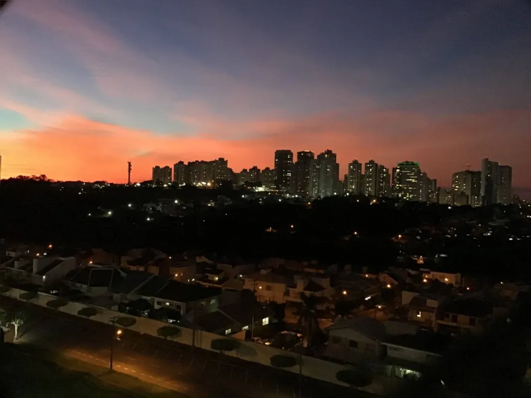 Imagem ilustrativa da imagem Fim de tarde
