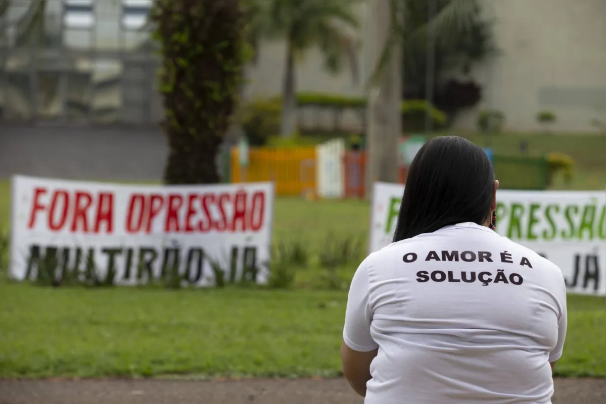 Imagem ilustrativa da imagem Grupo protesta contra restrições e 'opressão' nos presídios