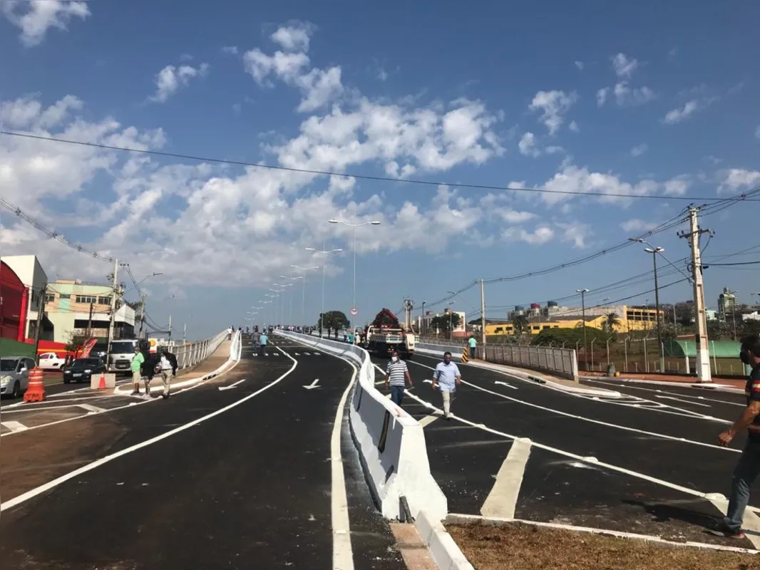 População fez questão de prestigiar a inauguração da obra