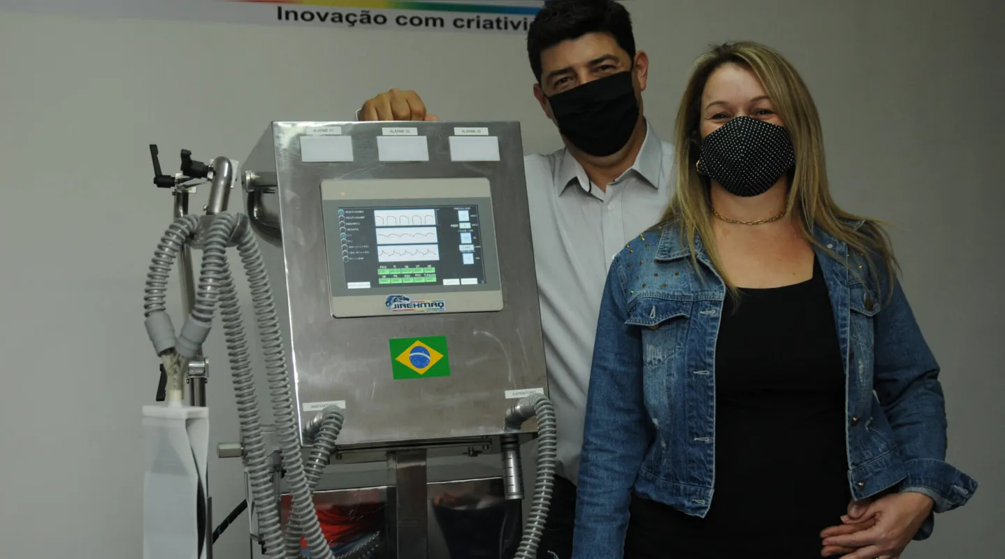 Imagem ilustrativa da imagem Inspirado pela mulher, londrinense cria ventilador mecânico