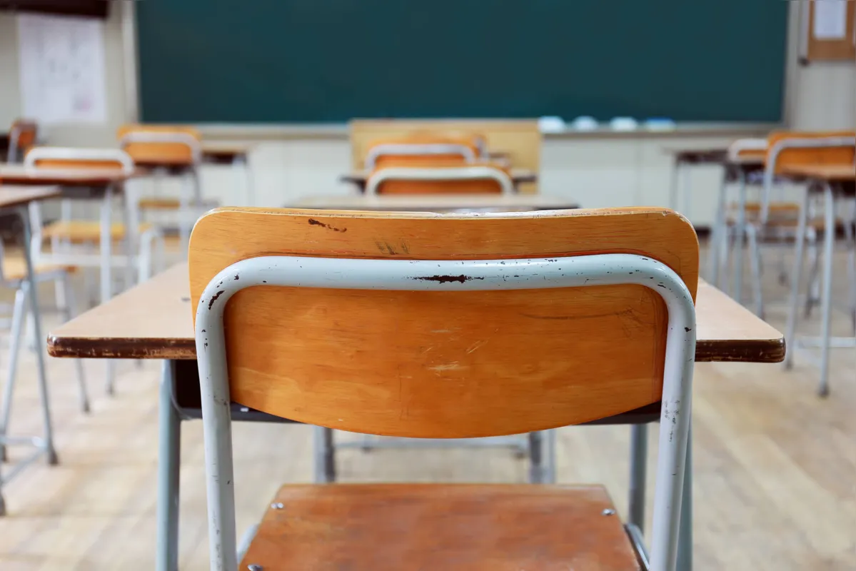 Imagem ilustrativa da imagem Justiça determina que demissão de 500 professores do Estado foi ilegal