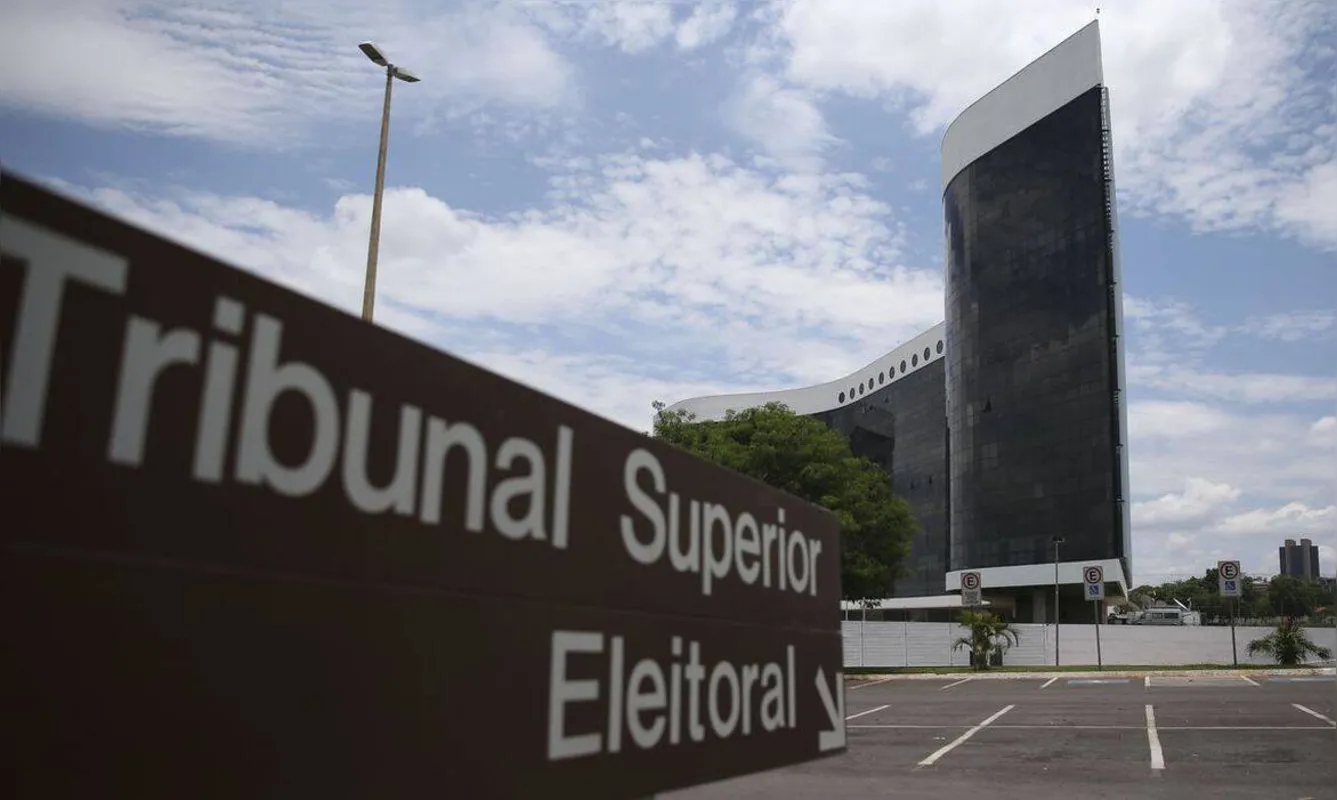 Imagem ilustrativa da imagem Mais de R$ 2 bilhões do Fundo Eleitoral já estão com o TSE