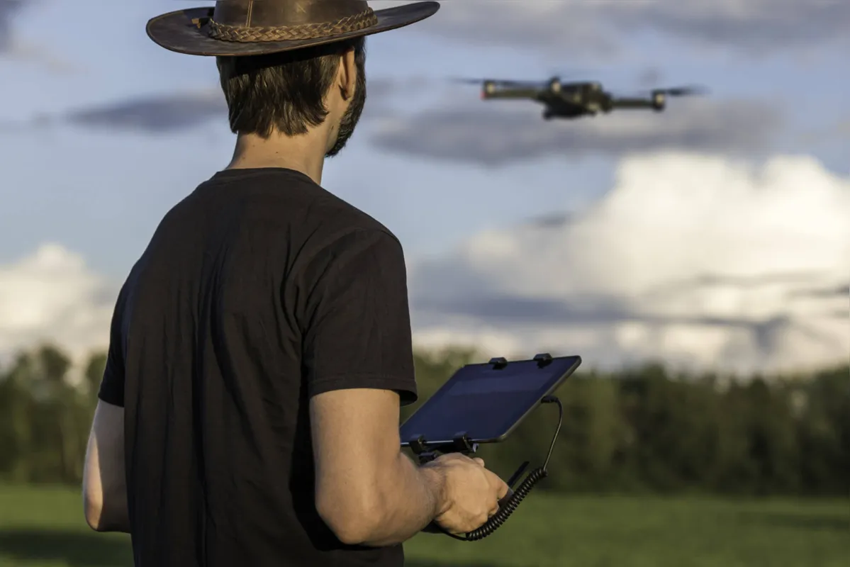 Os drones têm ocupado cada vez mais espaço na agricultura e na pecuária