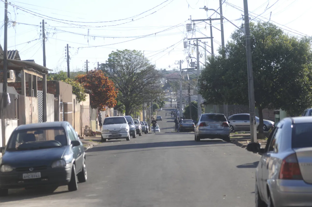 Imagem ilustrativa da imagem Moradores reclamam da falta de ônibus no Nossa Senhora da Paz