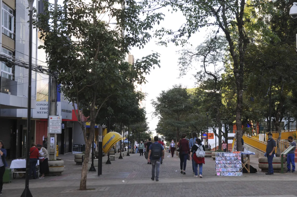 Imagem ilustrativa da imagem Prefeitura faz nova investida no Estado para encerrar quarentena em Londrina