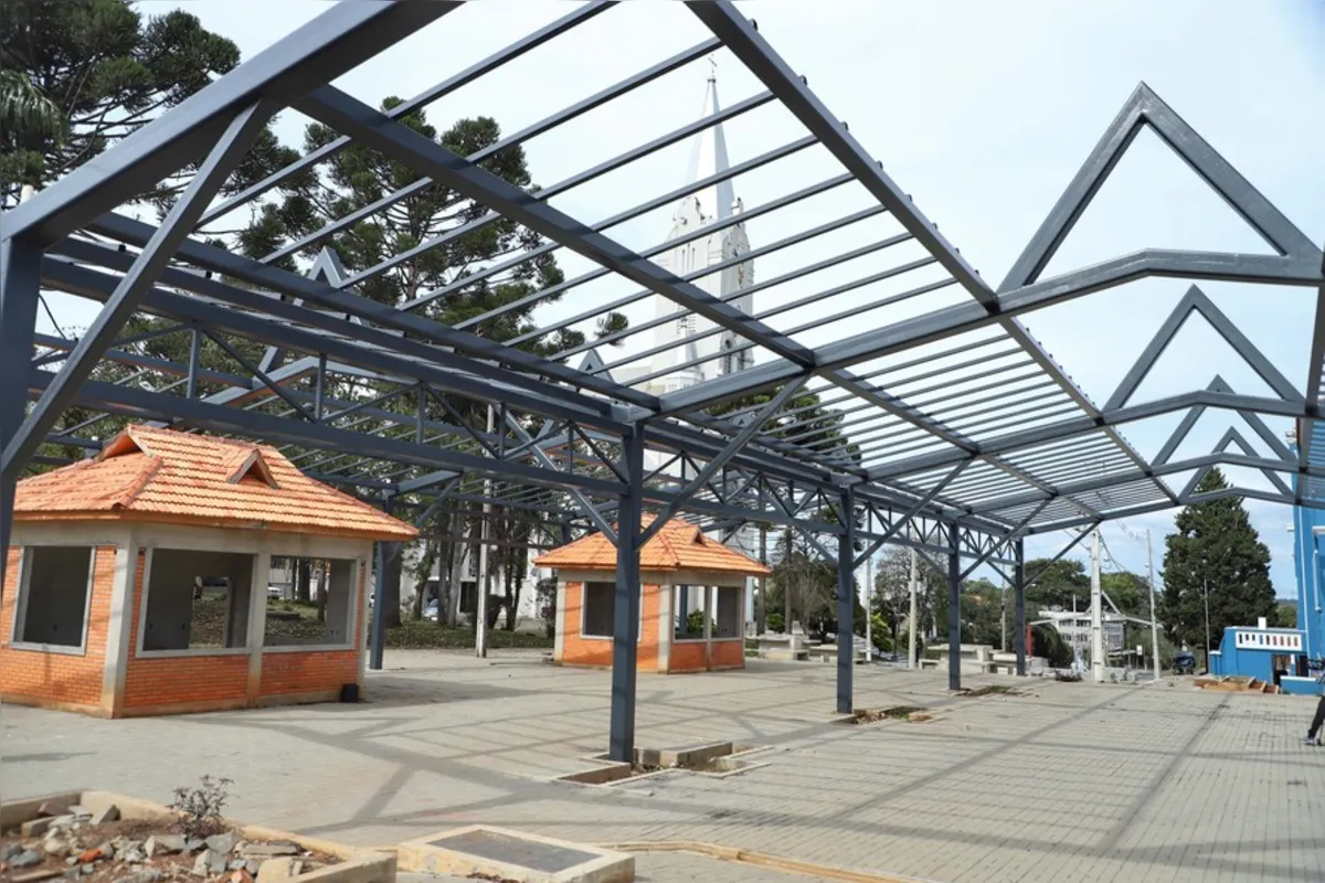 O projeto inclui alguns quiosques para a venda de alimentos, artesanatos e produtos derivados da erva-mate