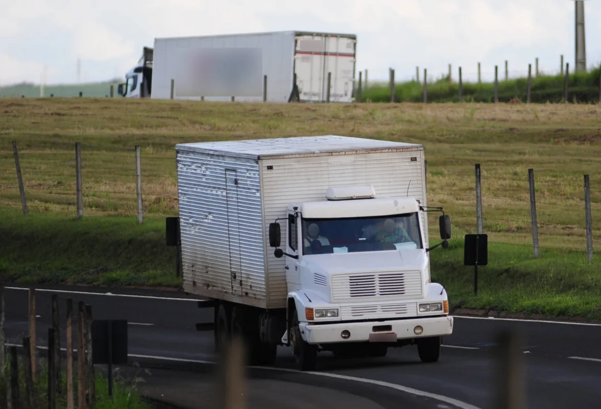 O Brasil possui mais de dois milhões de motoristas que são  expostos a muitos riscos nesse cenário de pandemia