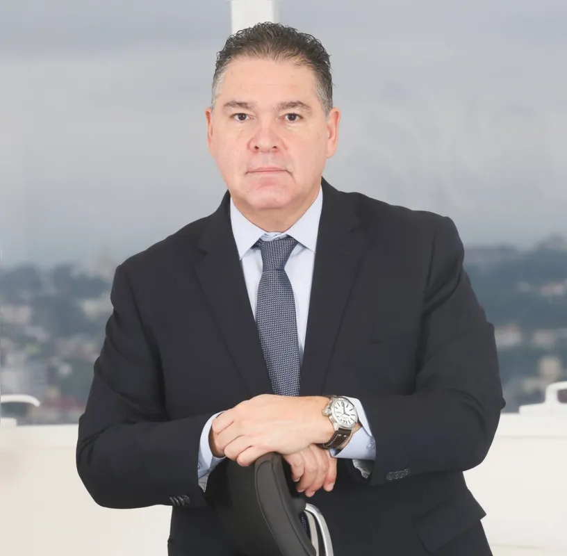 Imagem ilustrativa da imagem Sinal vermelho contra a violência doméstica