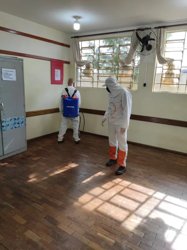 Escola Sebastião Feltrin já foi desinfectada para receber os idosos