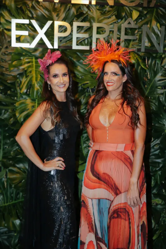 As anfitriãs, Maria Fernanda Rossi Ticianelli e Renata Brandão Canella